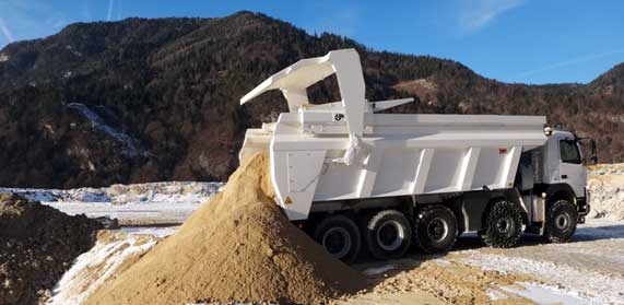 Terceiro Camião Mineiro BAS para a Harsco NL - BAS Mining Trucks
